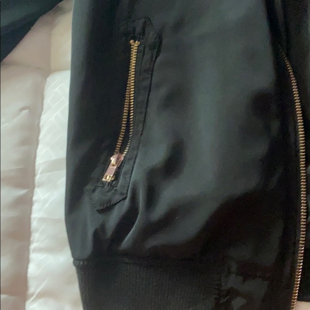 Black jacket - Picture 3 of 6